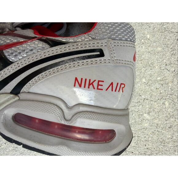 Athletic_Shoes